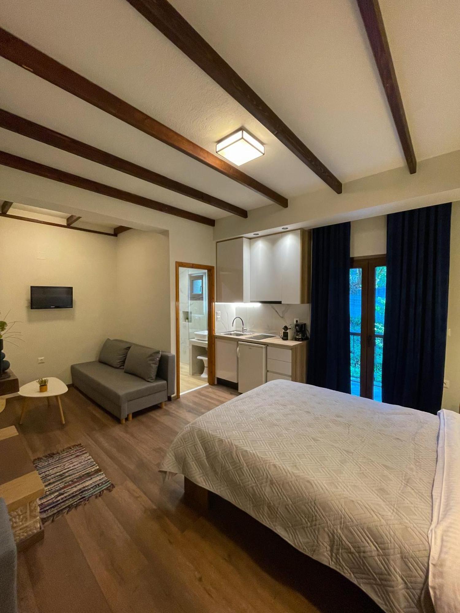 Appartement Giataki à Eláti Extérieur photo