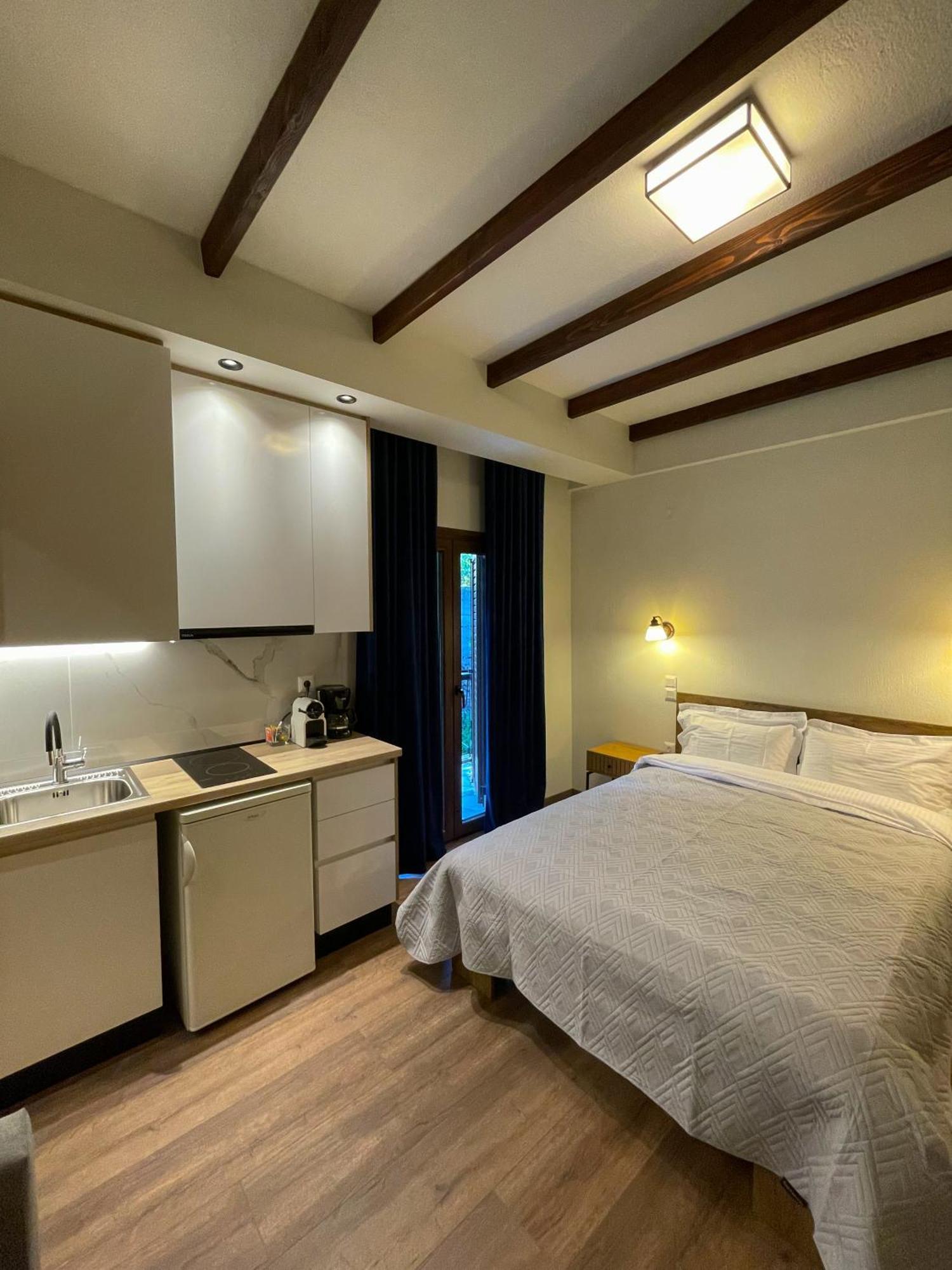Appartement Giataki à Eláti Extérieur photo